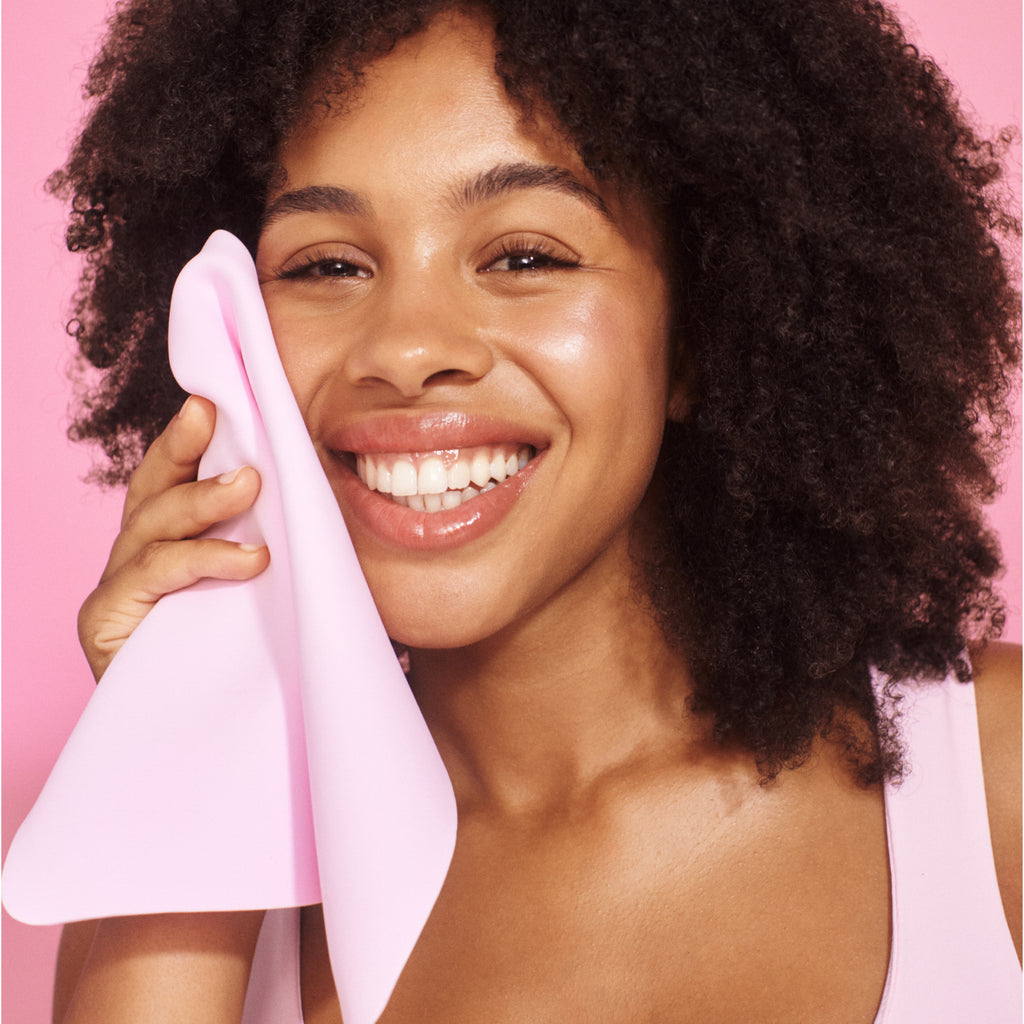 luxe-face-cleansing-chamois-mcobeauty